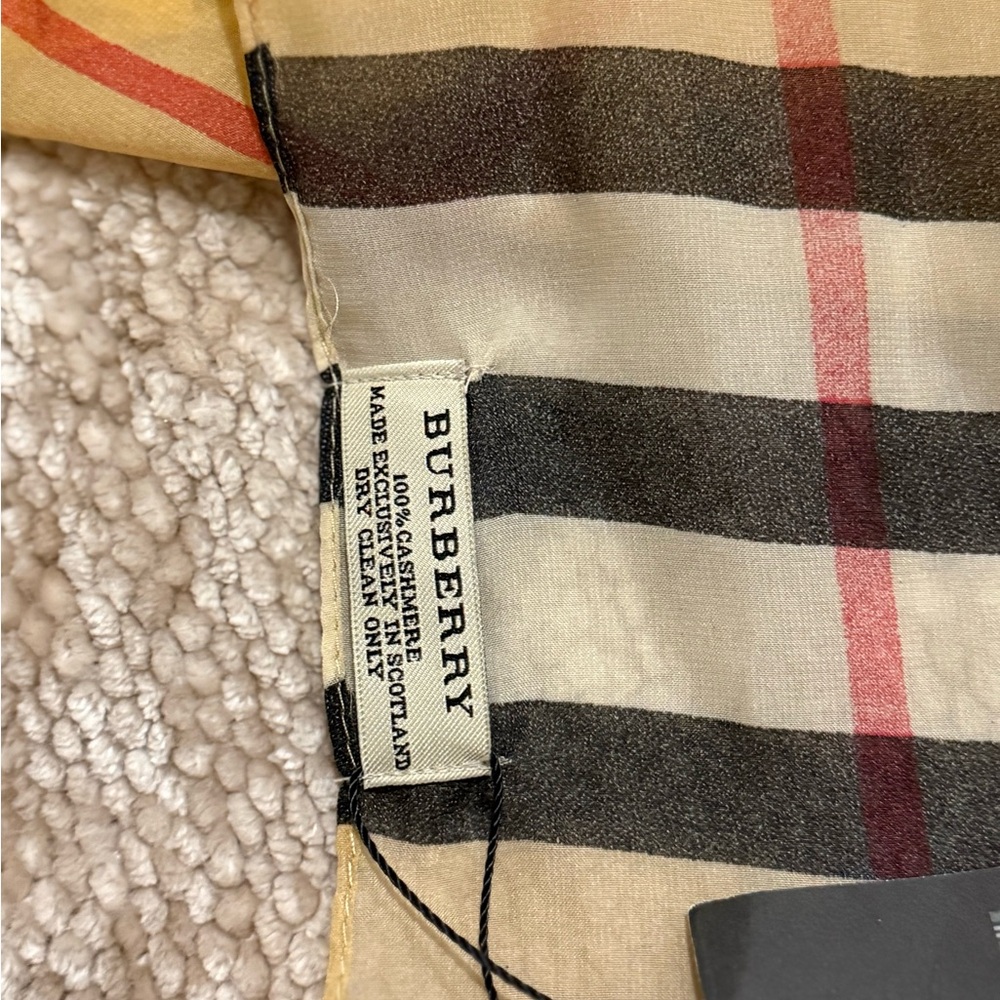 Burberry Beige and Black Checkered Scarf - Picture 4 of 6
